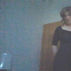 Amanda2b's Chat & Dating Profile