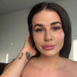 BaileyGirlBoy's Chat & Dating Profile