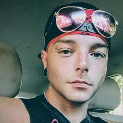 BamBigalo's Chat & Dating Profile