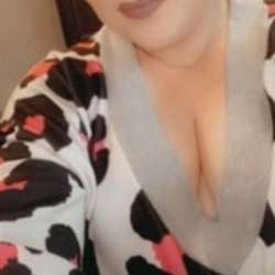 Becca36's Chat & Dating Profile