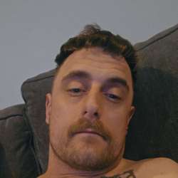 Boone0392's Chat & Dating Profile