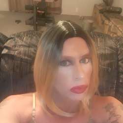 Courtney334's Chat & Dating Profile