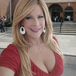 DawnJ's Chat & Dating Profile