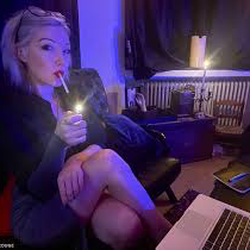 Domina0813997's Chat & Dating Profile
