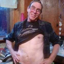 Joezy2267's Chat & Dating Profile