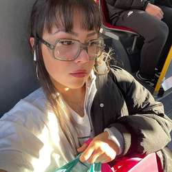 Kingbecca's Chat & Dating Profile