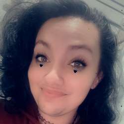Kris98's Chat & Dating Profile