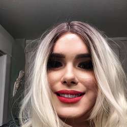 Lizzab76's Chat & Dating Profile