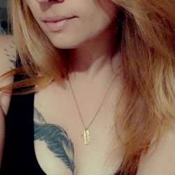 Lovelyred89's Chat & Dating Profile