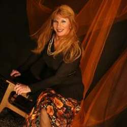 Mikki's Chat & Dating Profile