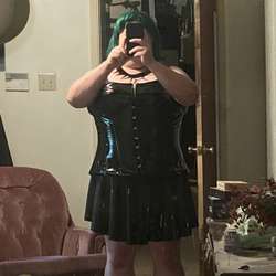 Orami's Chat & Dating Profile