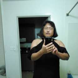 Robin1996's Chat & Dating Profile