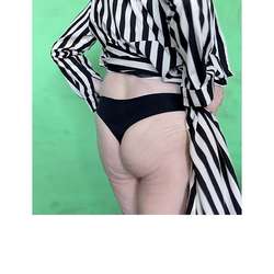 RomyArb's Chat & Dating Profile