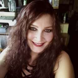 SelinaFaith's Chat & Dating Profile