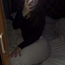 Silvia23love's Chat & Dating Profile