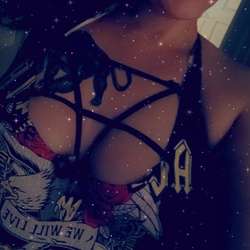 Vaness's Chat & Dating Profile