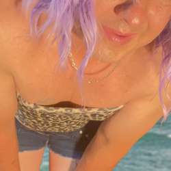 istephy's Chat & Dating Profile