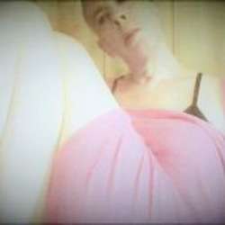 joolyette's Chat & Dating Profile