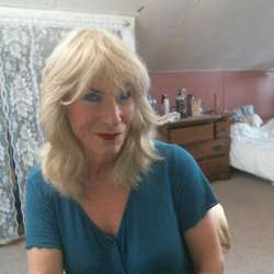 tawni2kit's Chat & Dating Profile